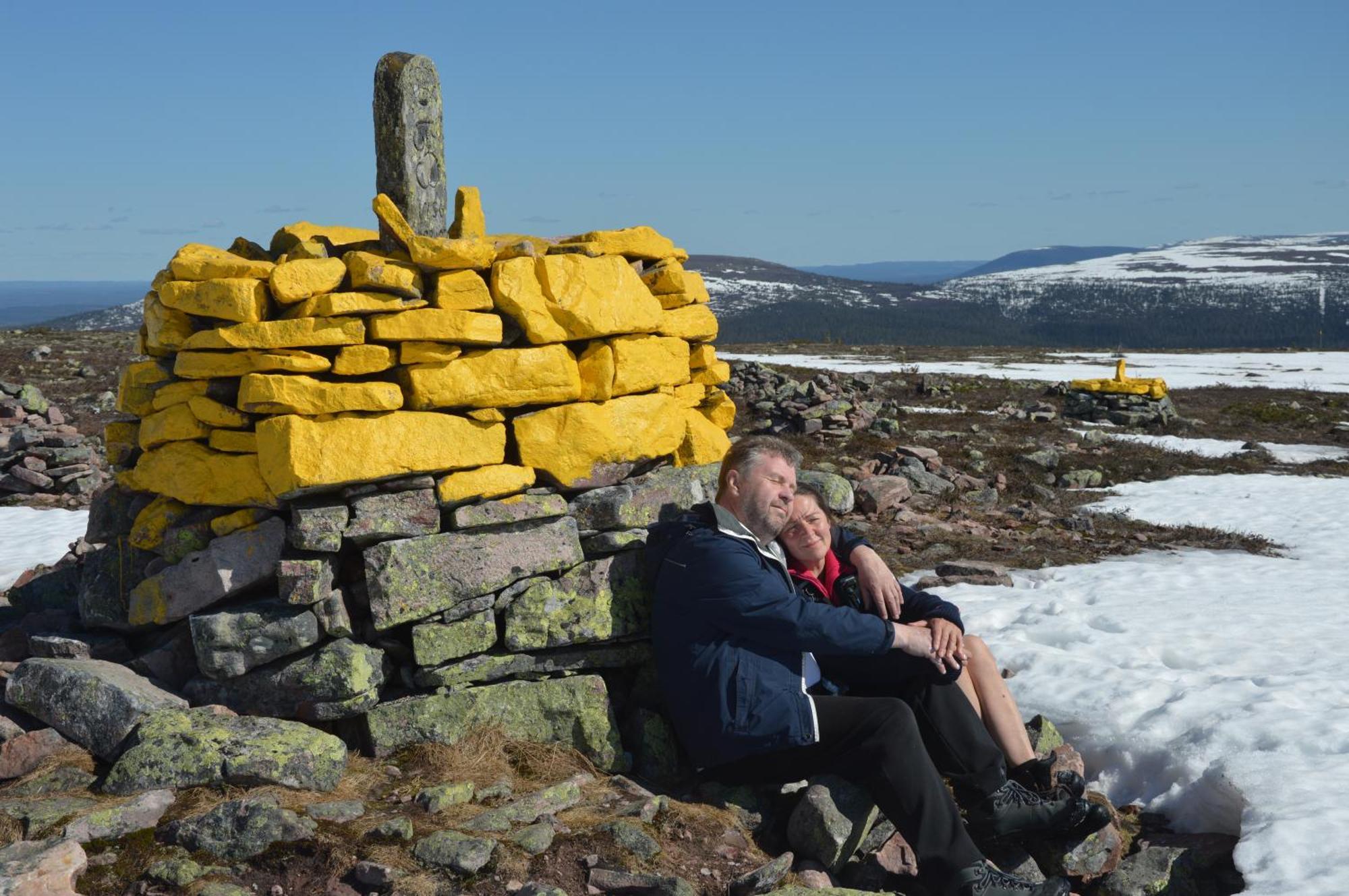 Hytte Anno 1721 Uten Internett, Strom, Vann - Men Med Rodmalt Utedo Ljordal Экстерьер фото